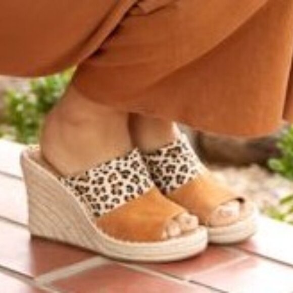 TOMS Monica Espadrille Mule Wedge Leopard Print Tan Sandals sz 8 - Picture 9 of 9